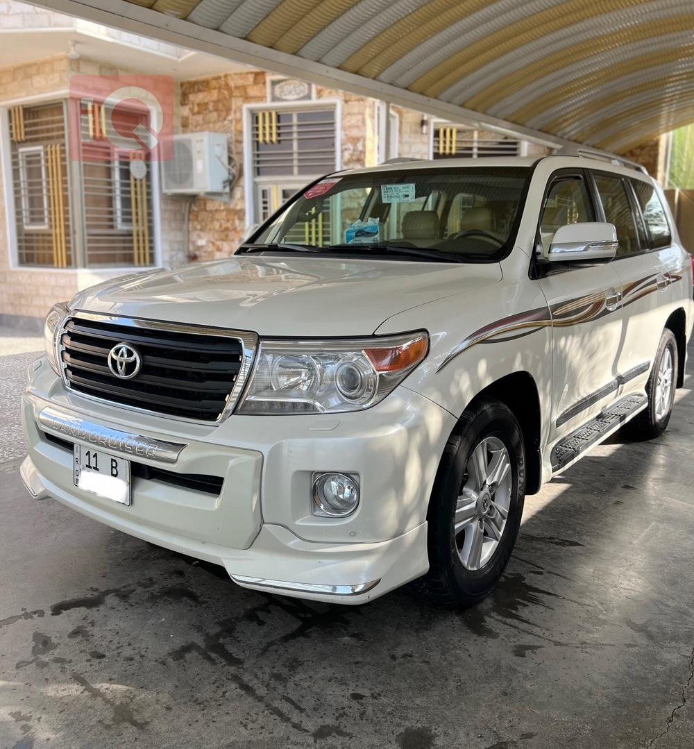 تويوتا لاندكروزر